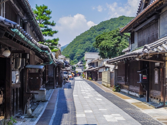 竹原市で葬儀・家族葬・一日葬・直葬なら広島自宅葬儀社