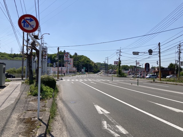 県大通り　板橋町交差点