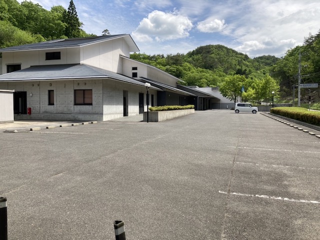 神石高原町斎場やすらぎ苑　駐車場