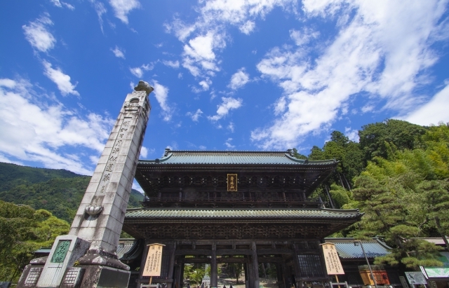 身延山久遠寺