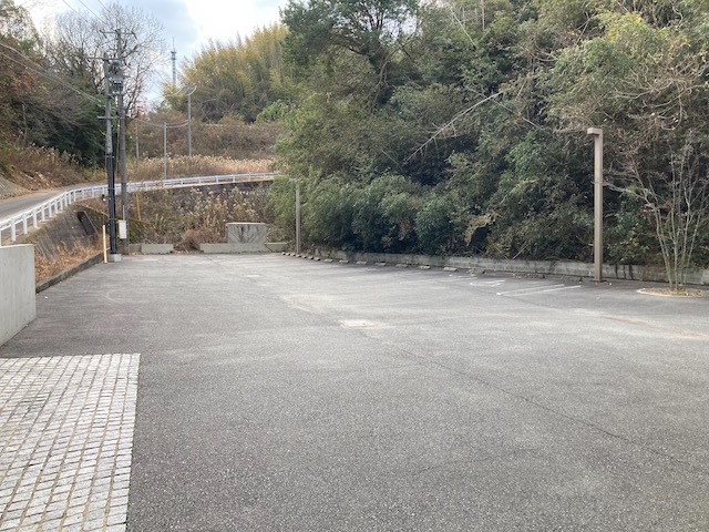 大崎上島町火葬場　大峰苑　駐車場