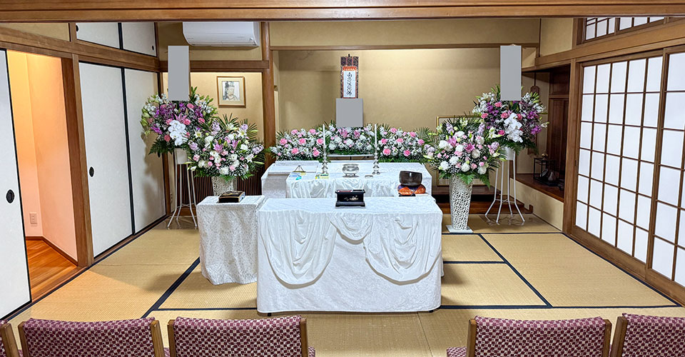 十日市会場で華やかな家族葬（通夜・葬儀）